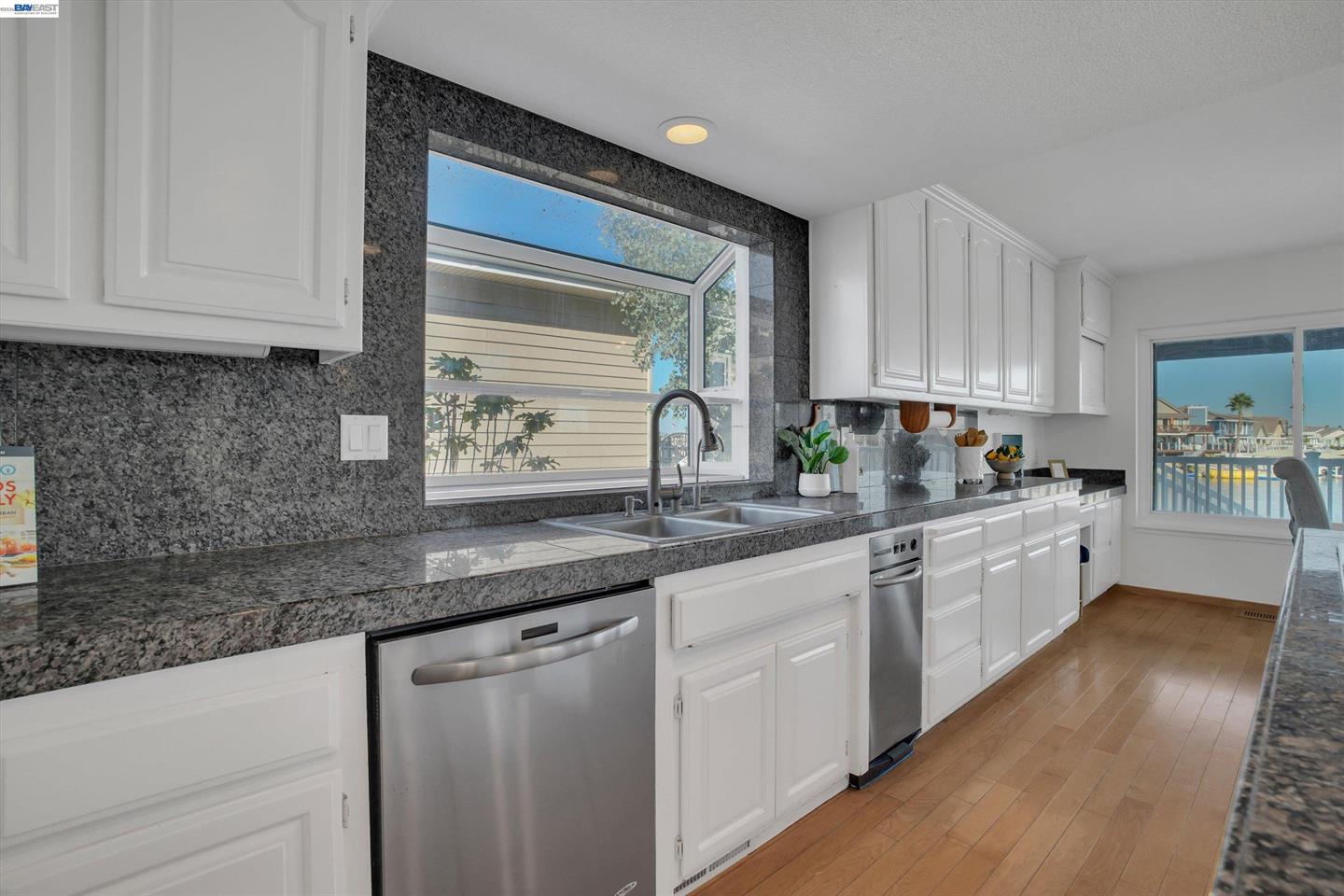 2019 Windward Pt photo 5