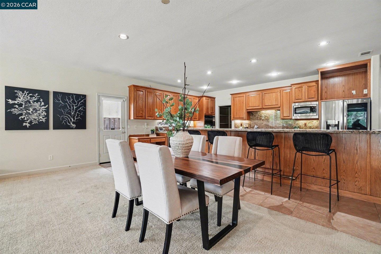 5666 Oakmont Ct photo 13