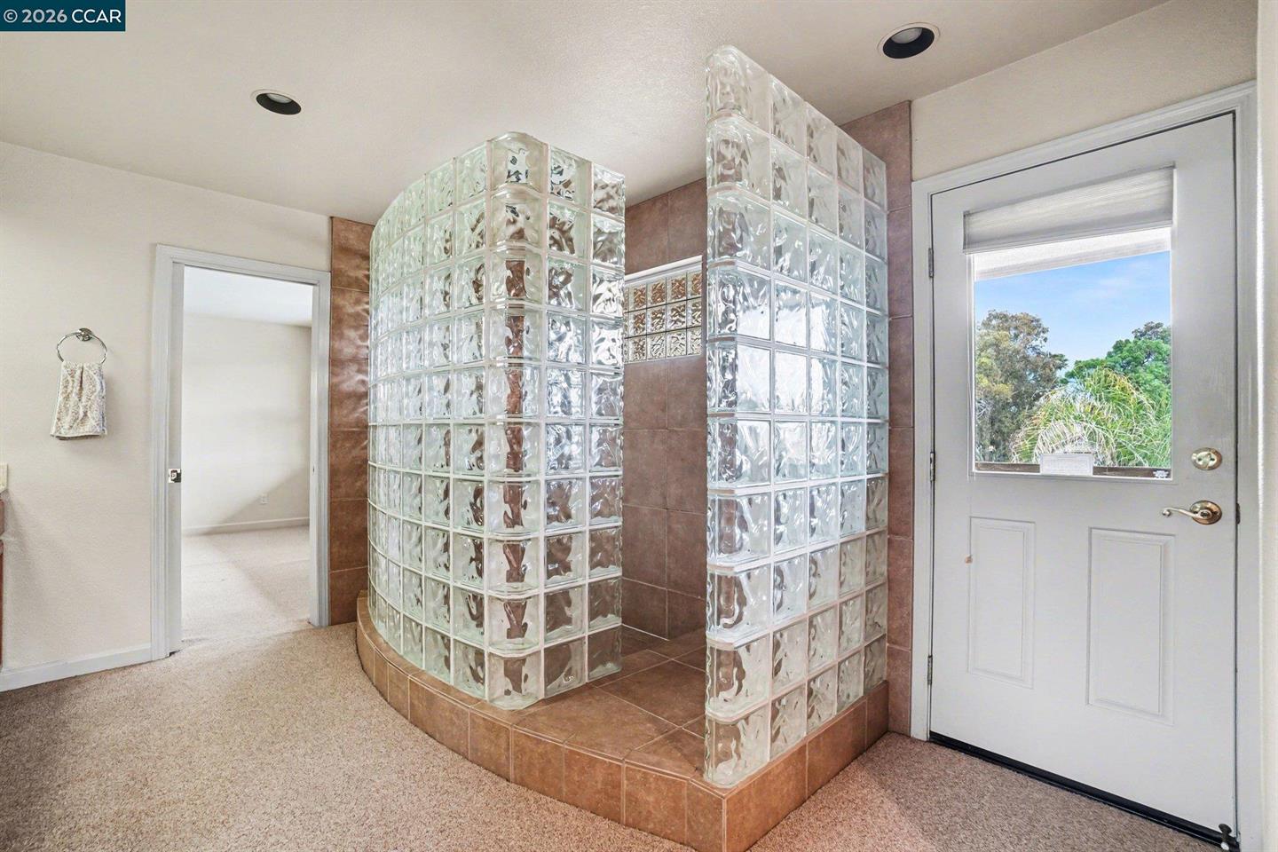 5666 Oakmont Ct photo 32