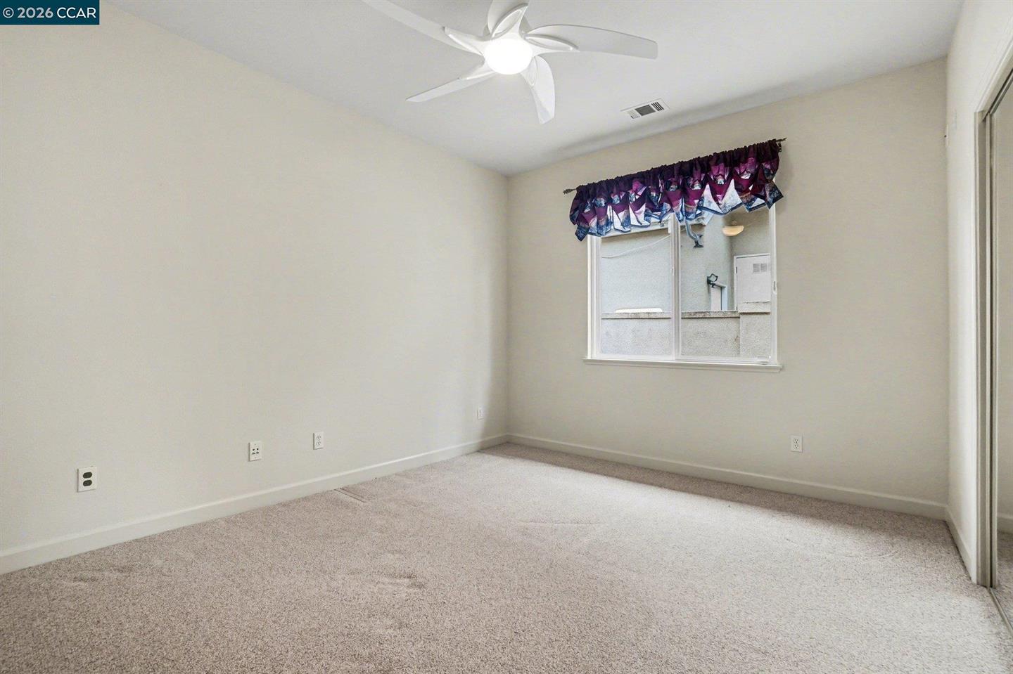 5666 Oakmont Ct photo 33