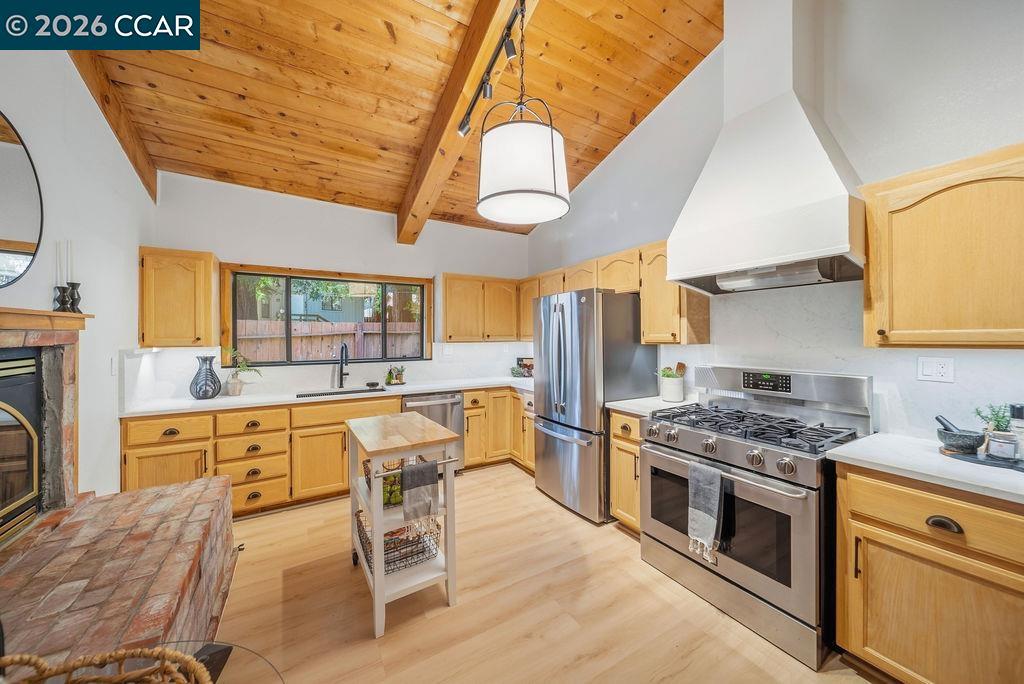 18103 La Verne Dr photo 13