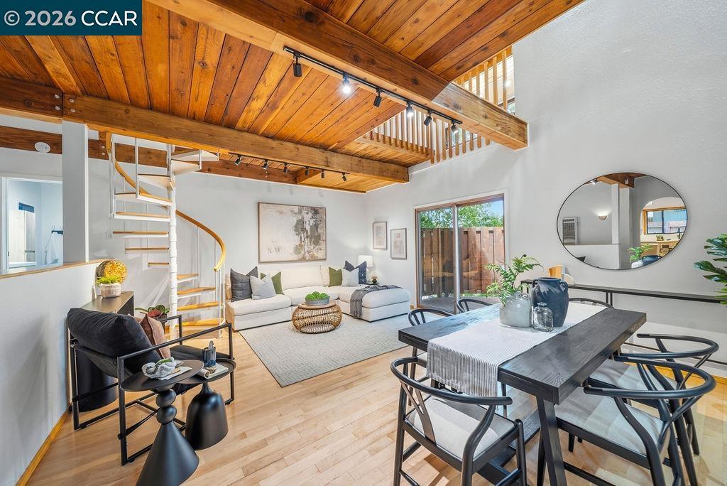 18103 La Verne Dr photo 3