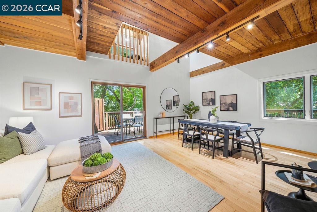 18103 La Verne Dr photo 9