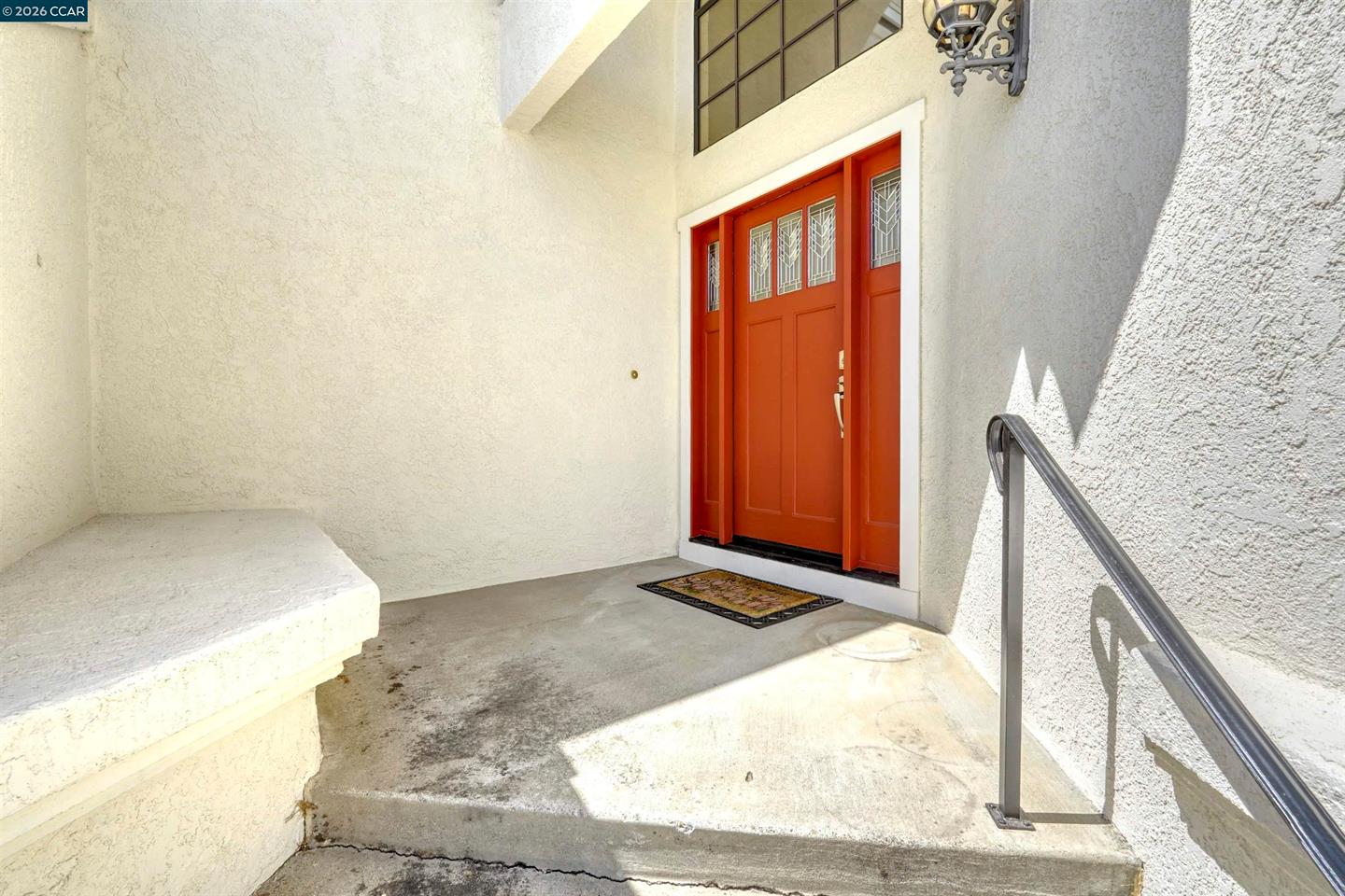 5535 Edgeview Dr photo 3