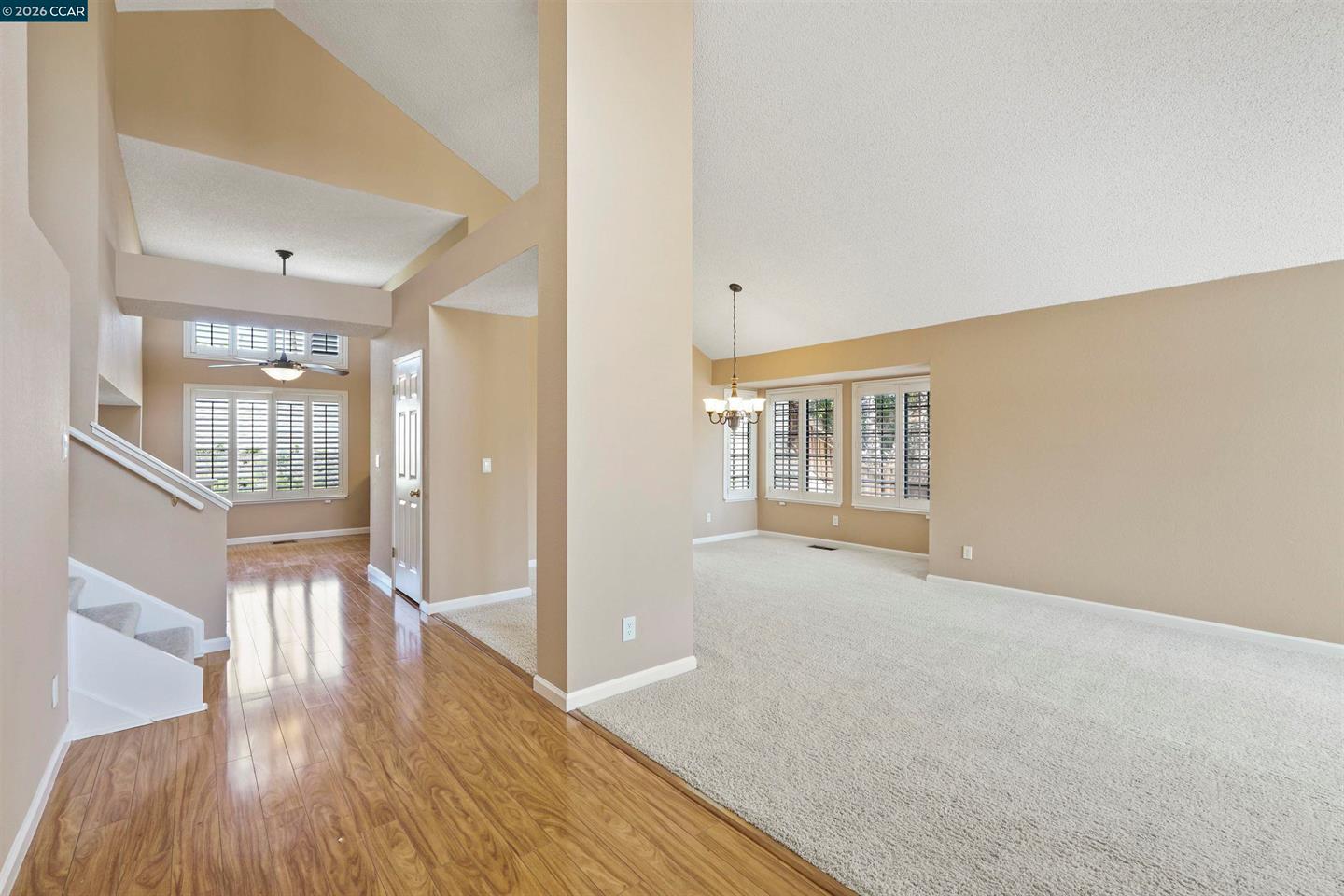 5535 Edgeview Dr photo 5