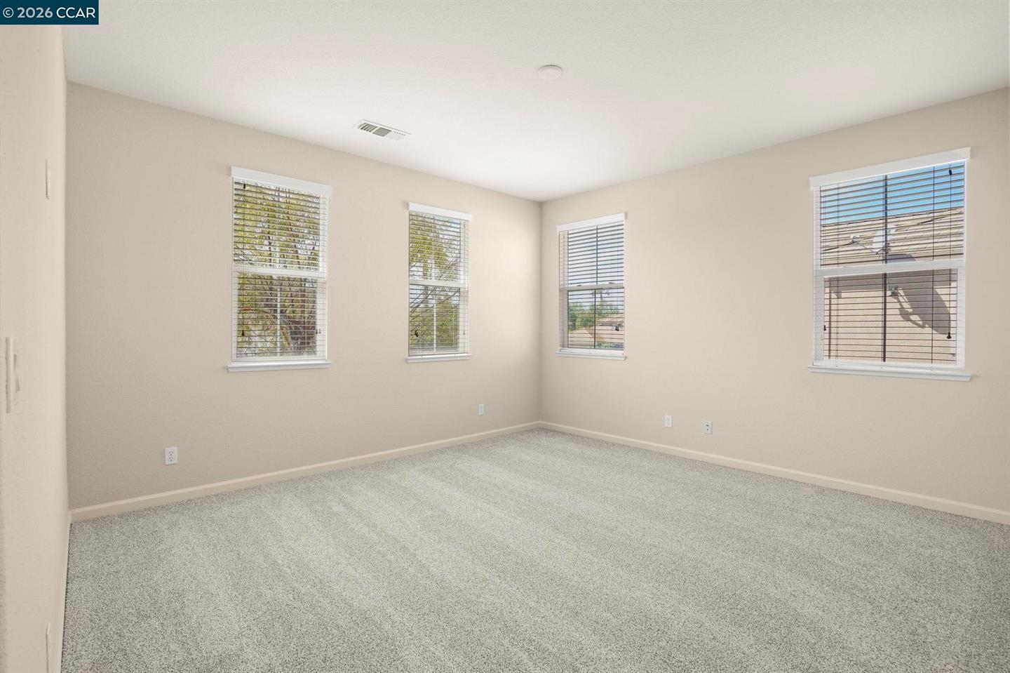507 Livingston Court photo 36