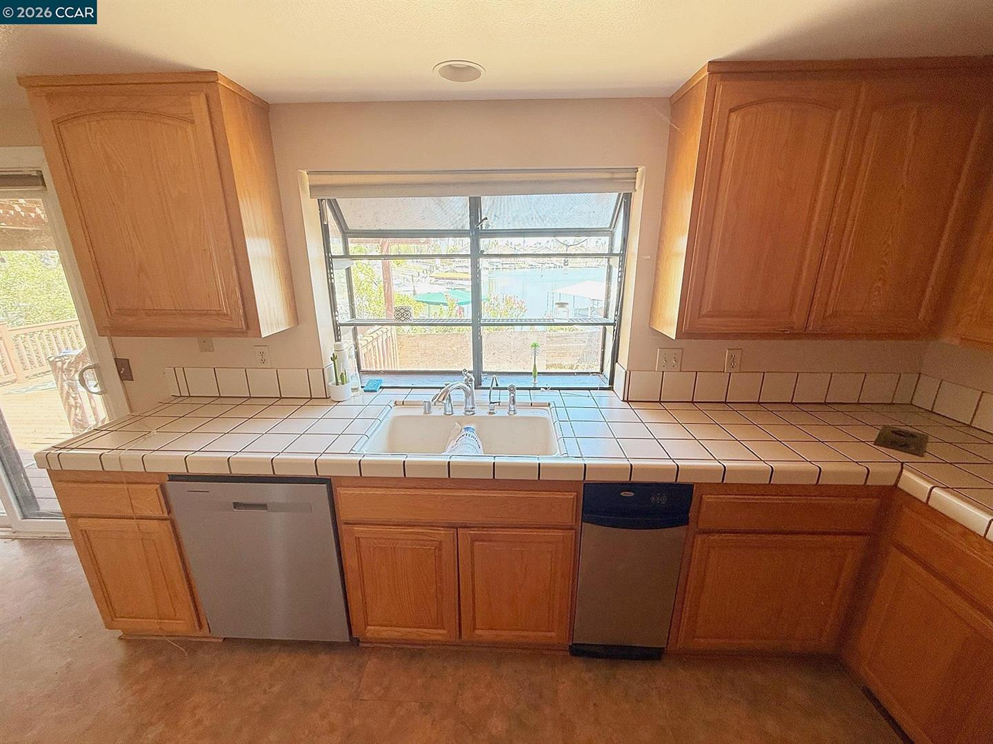 1732 Dolphin Pl photo 12