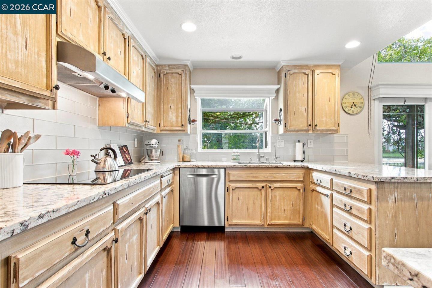 1280 Saint Andrews Dr photo 12