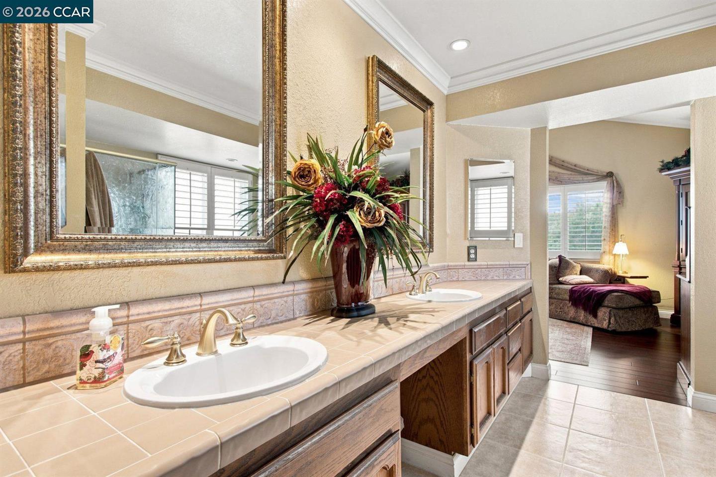 1280 Saint Andrews Dr photo 41