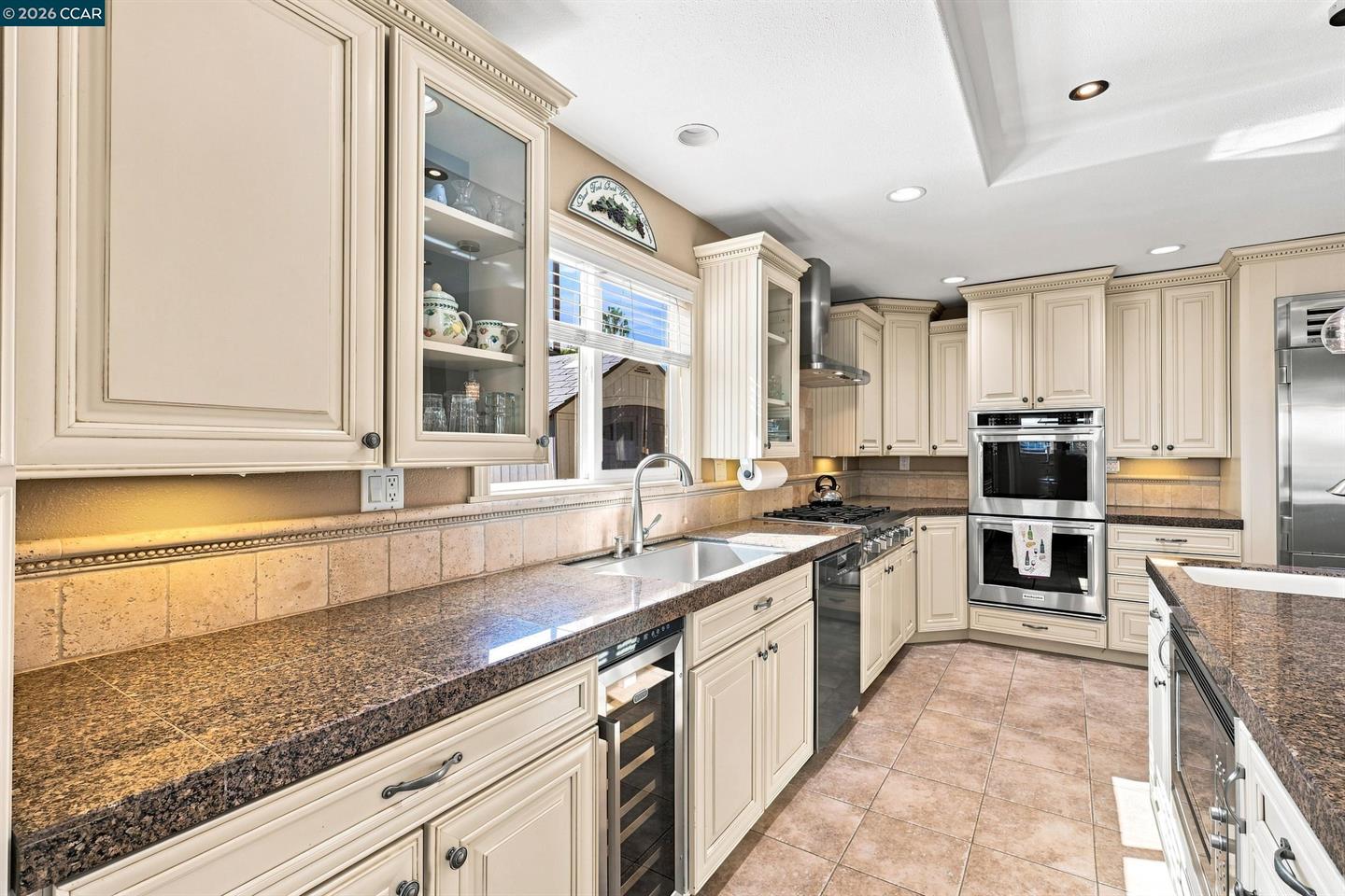 825 Discovery Bay Blvd photo 16