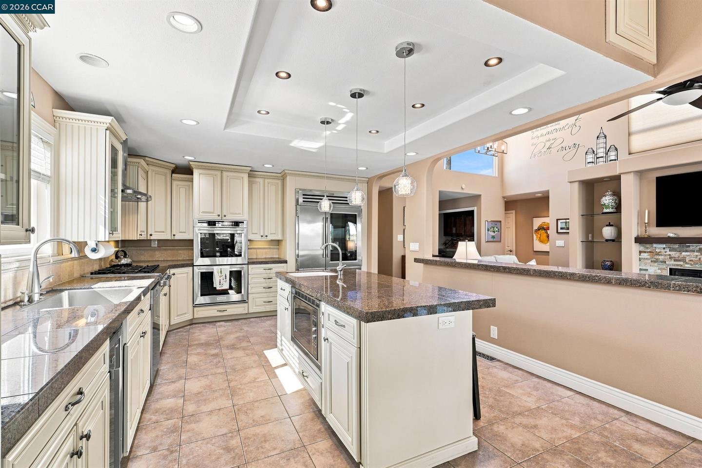 825 Discovery Bay Blvd photo 17