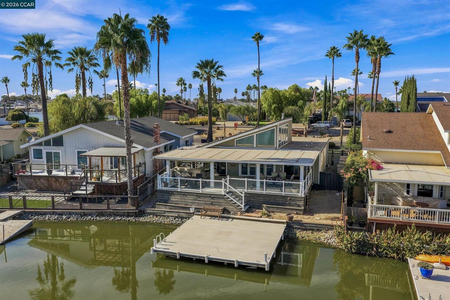 825 Discovery Bay Blvd photo 41