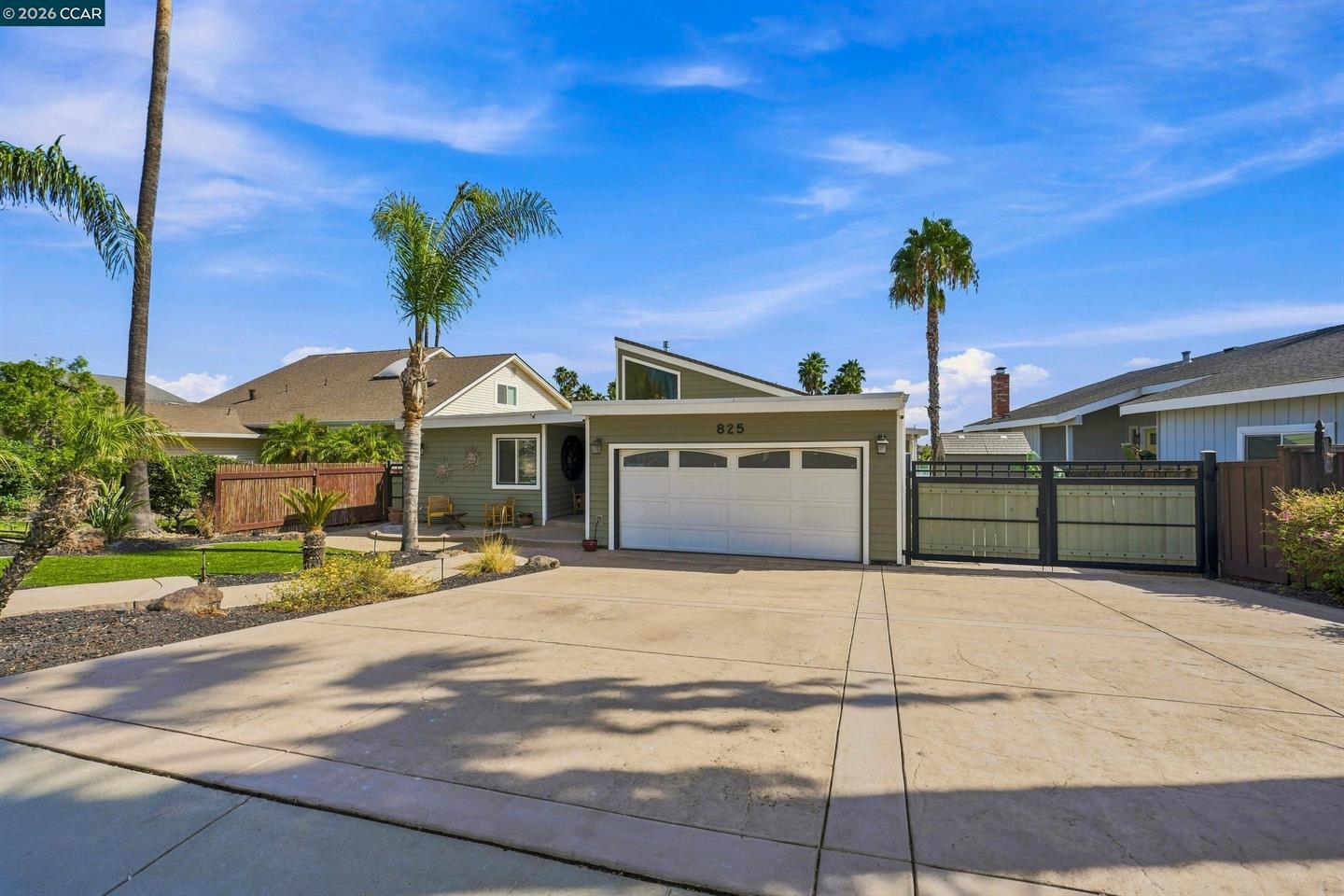 825 Discovery Bay Blvd photo 6