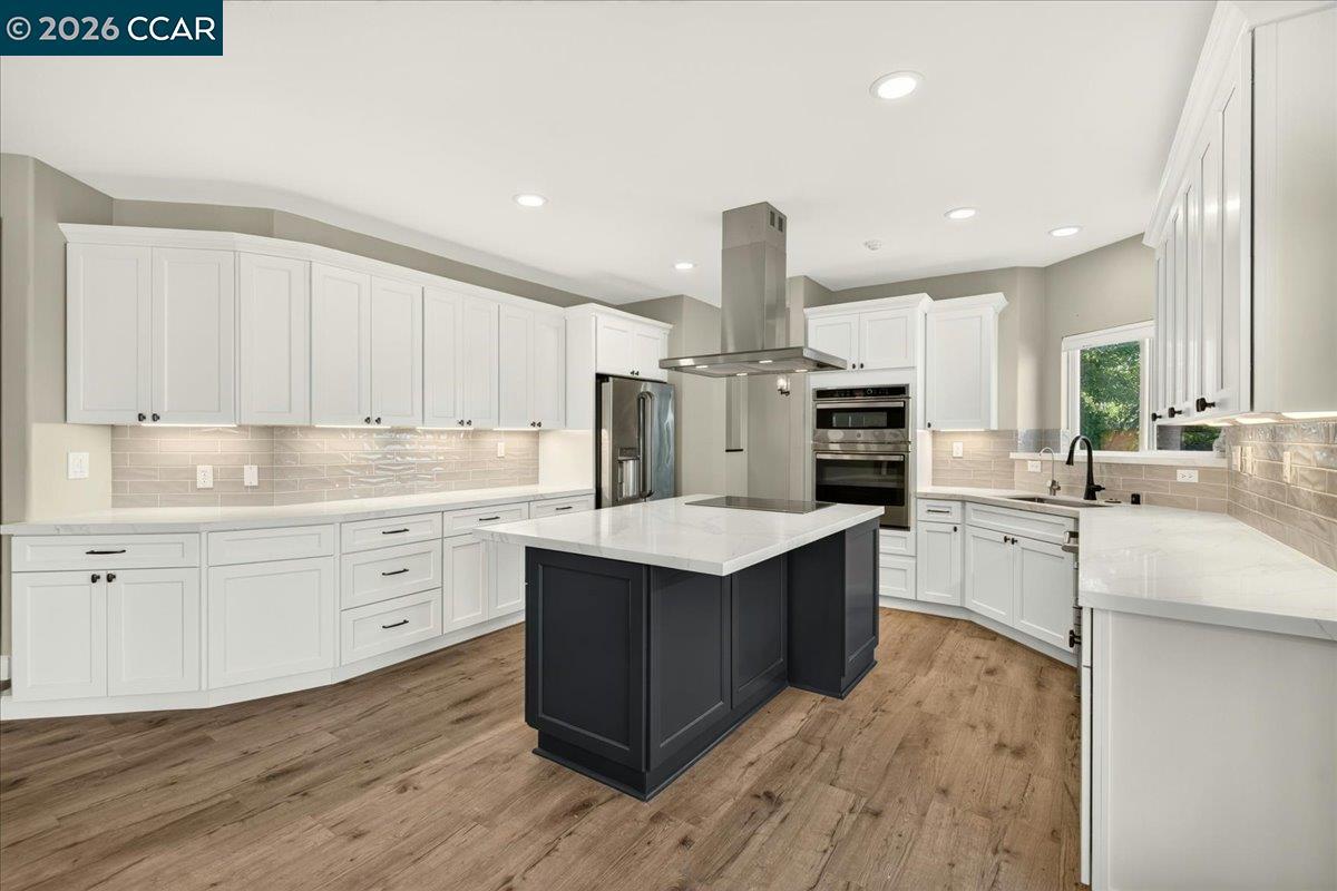 4880 Discovery Pt photo 40