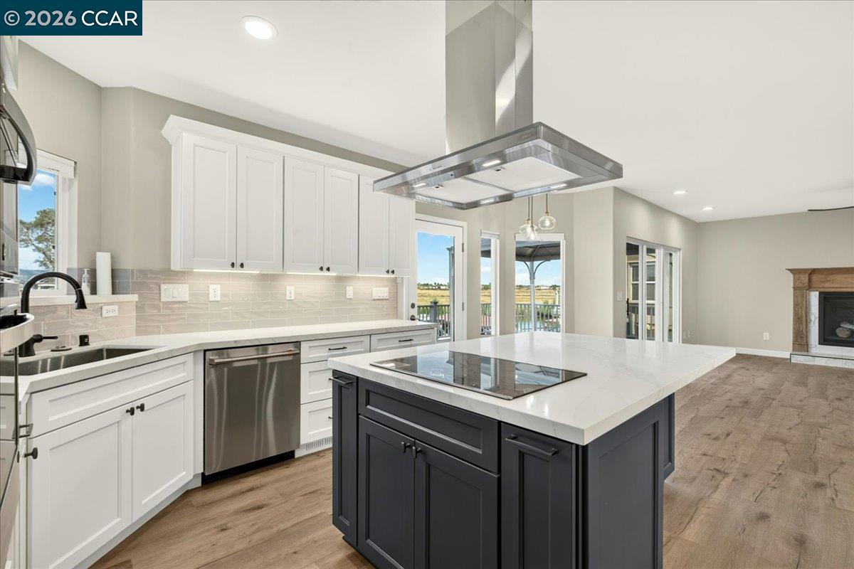 4880 Discovery Pt photo 46