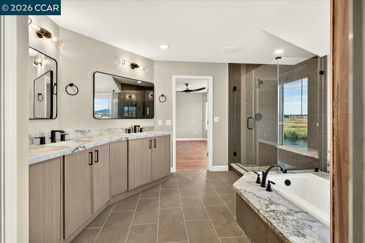 4880 Discovery Pt photo 54