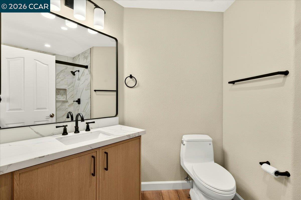 4880 Discovery Pt photo 64