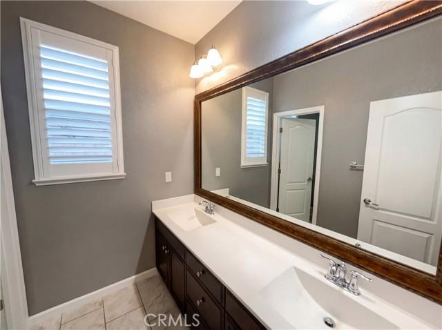 8581 Pinehollow photo 22