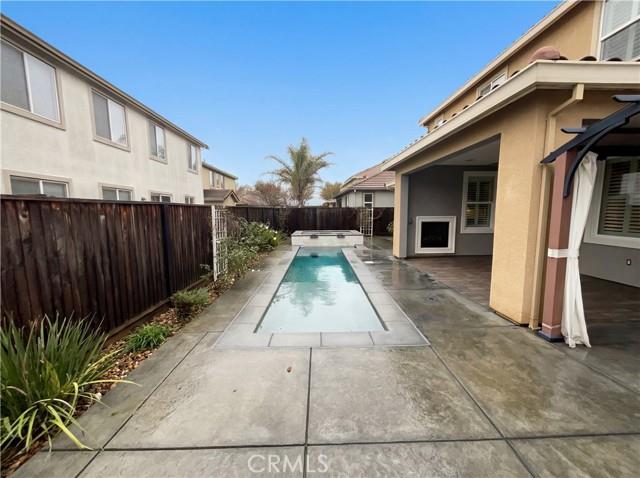 8581 Pinehollow photo 4