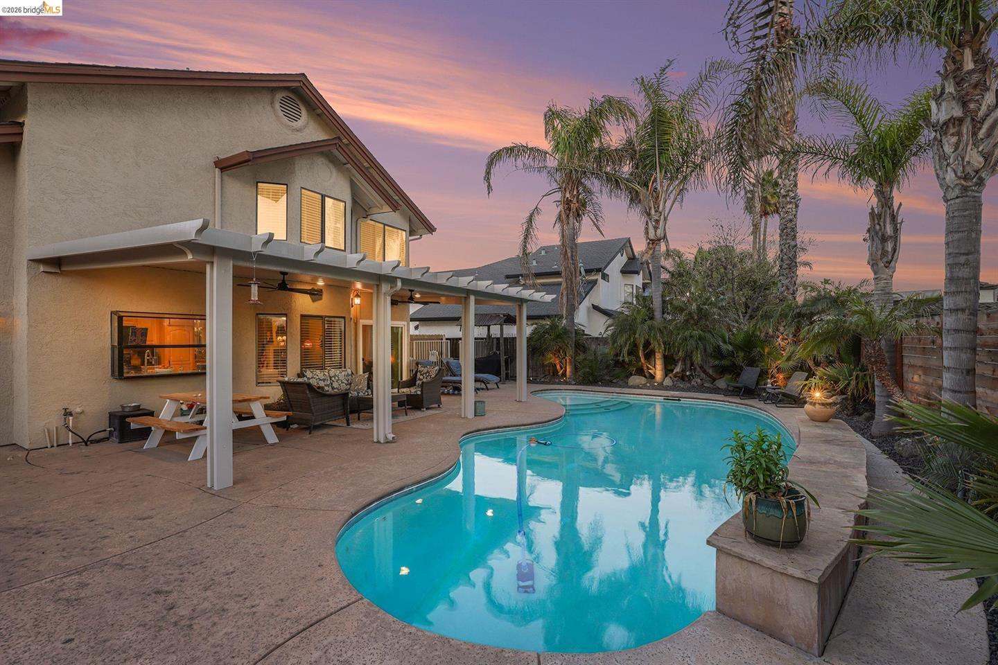 2110 Largo Ct photo 39