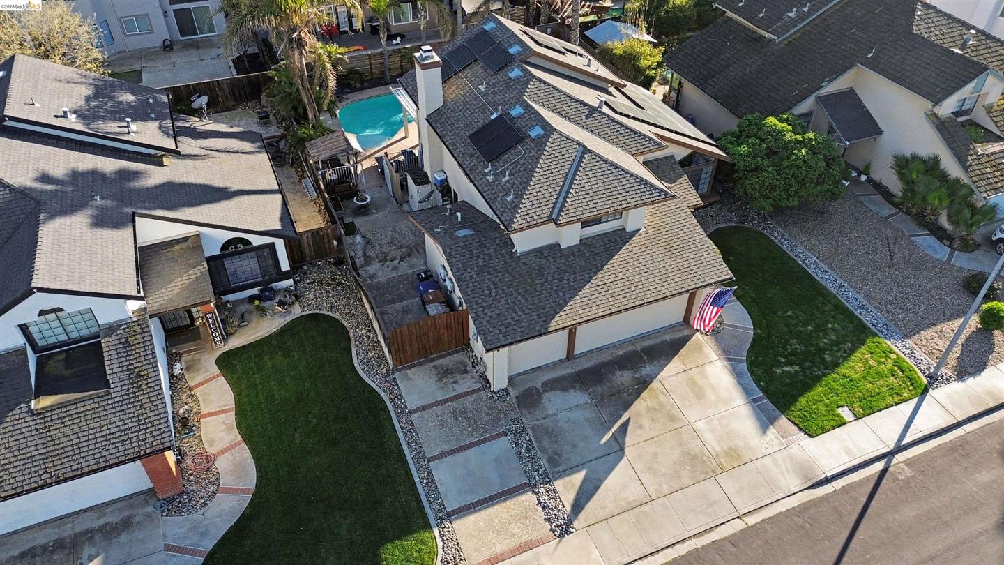 2110 Largo Ct photo 9