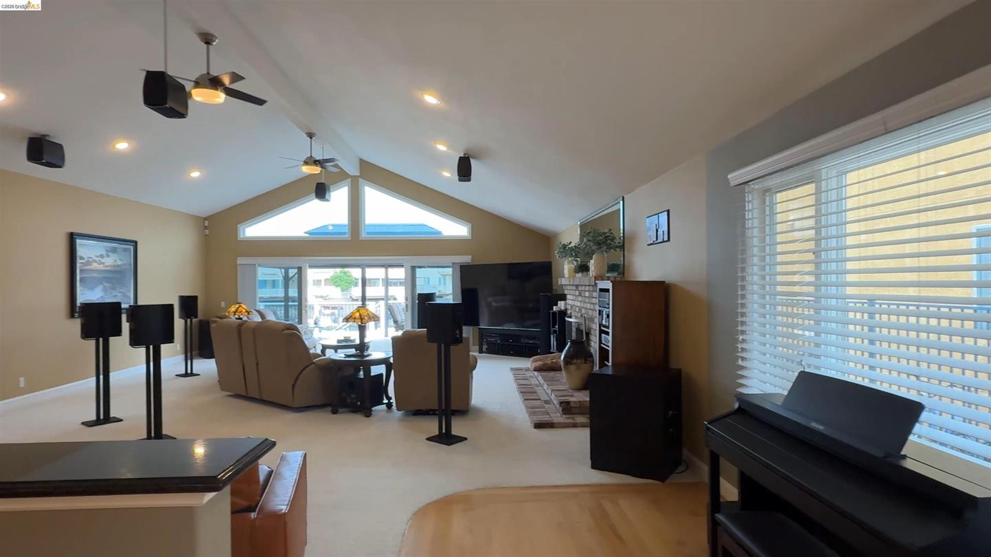 91 Shell Pl photo 20