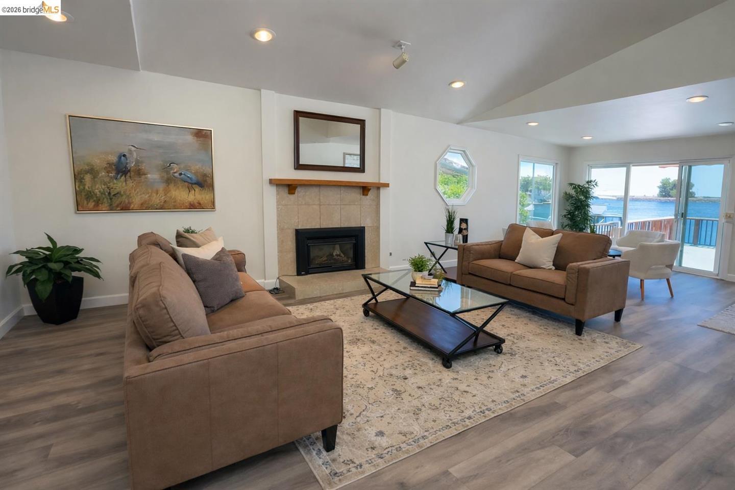 281 Discovery Bay Blvd photo 6