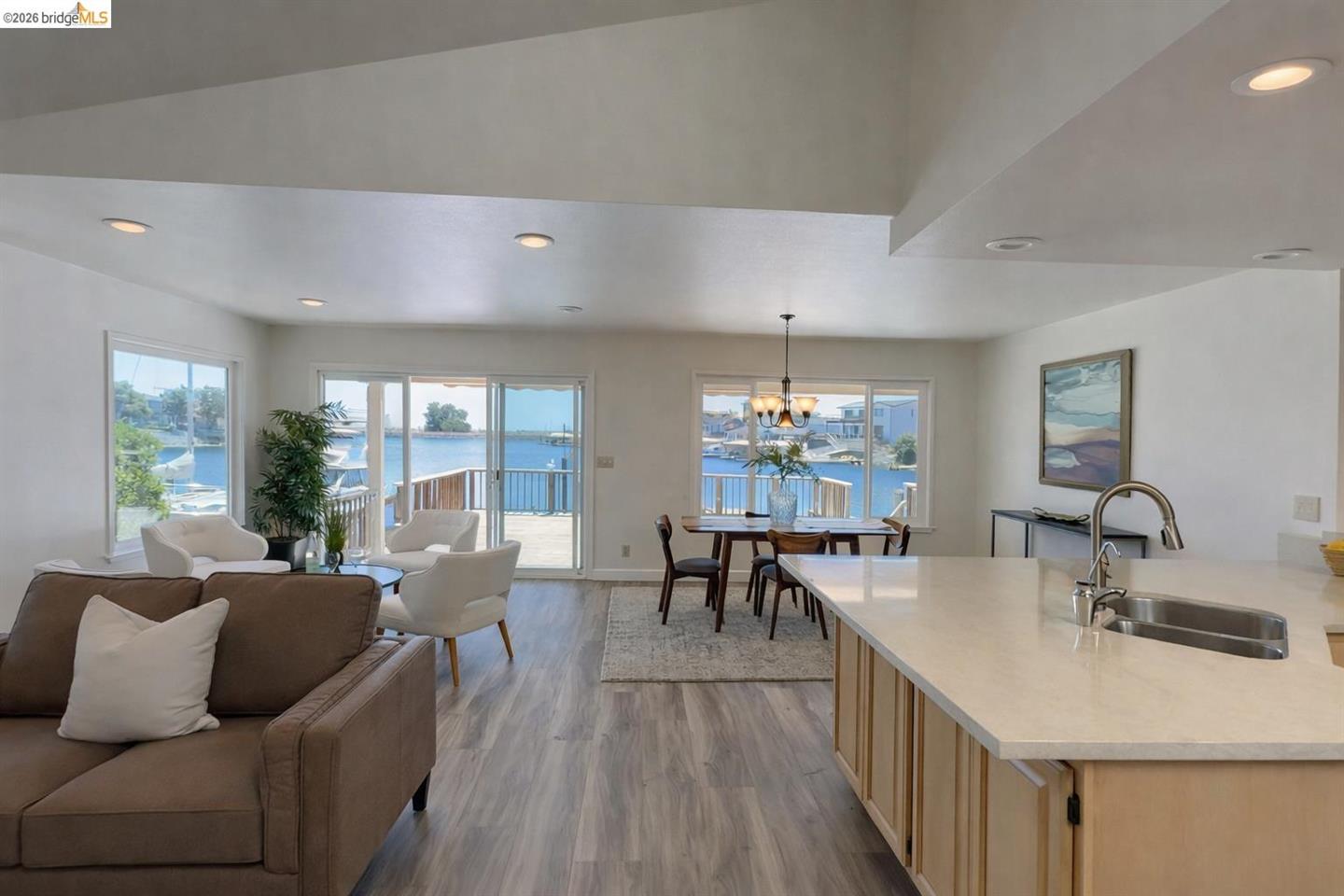 281 Discovery Bay Blvd photo 7