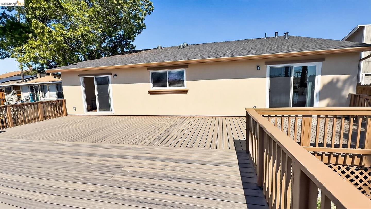 1264 Beach Ct photo 23