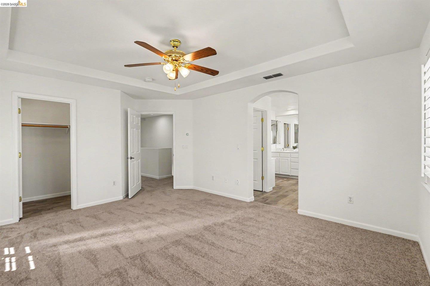 217 Sussex photo 15