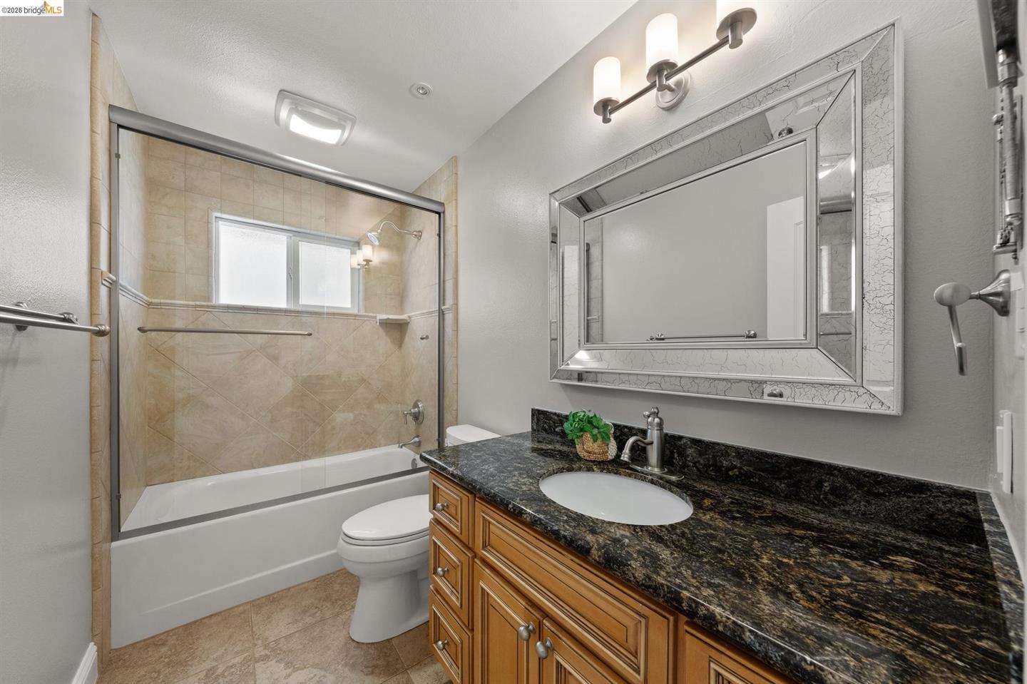 1056 Discovery Bay Blvd photo 19