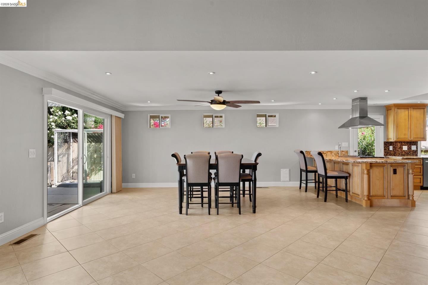 1056 Discovery Bay Blvd photo 10