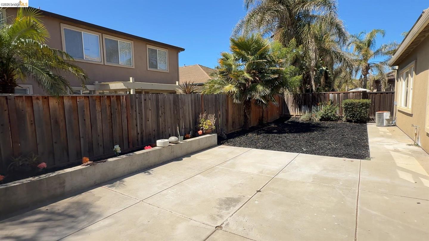 5556 Arcadia Cir photo 19