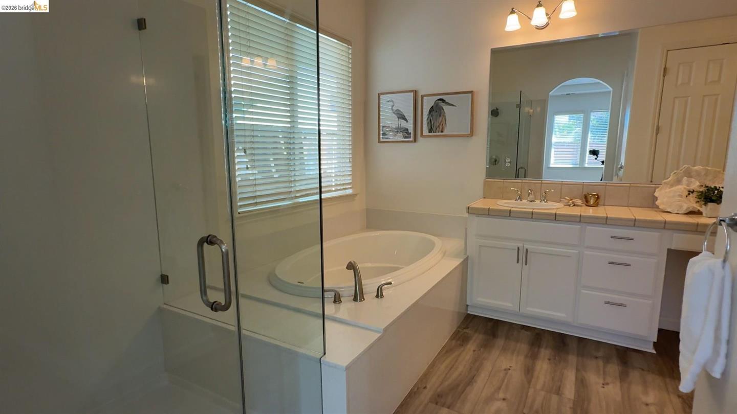 5556 Arcadia Cir photo 9