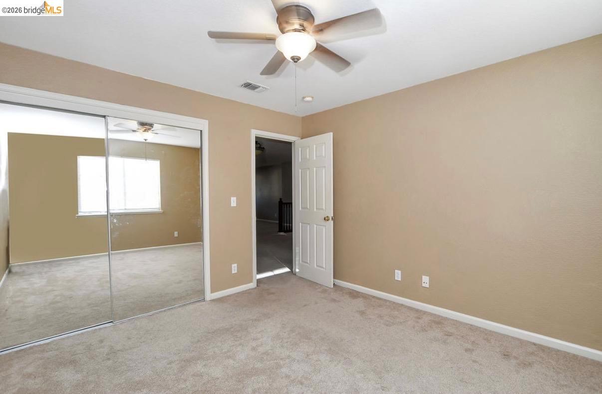2533 Crescent Way photo 18