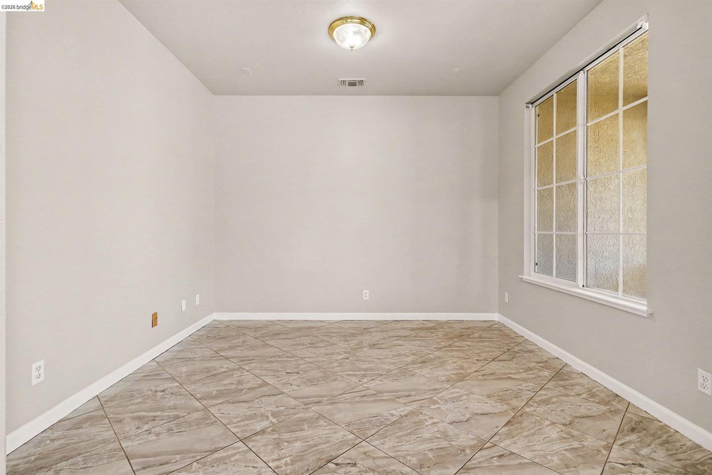 3551 Keystone Loop photo 11