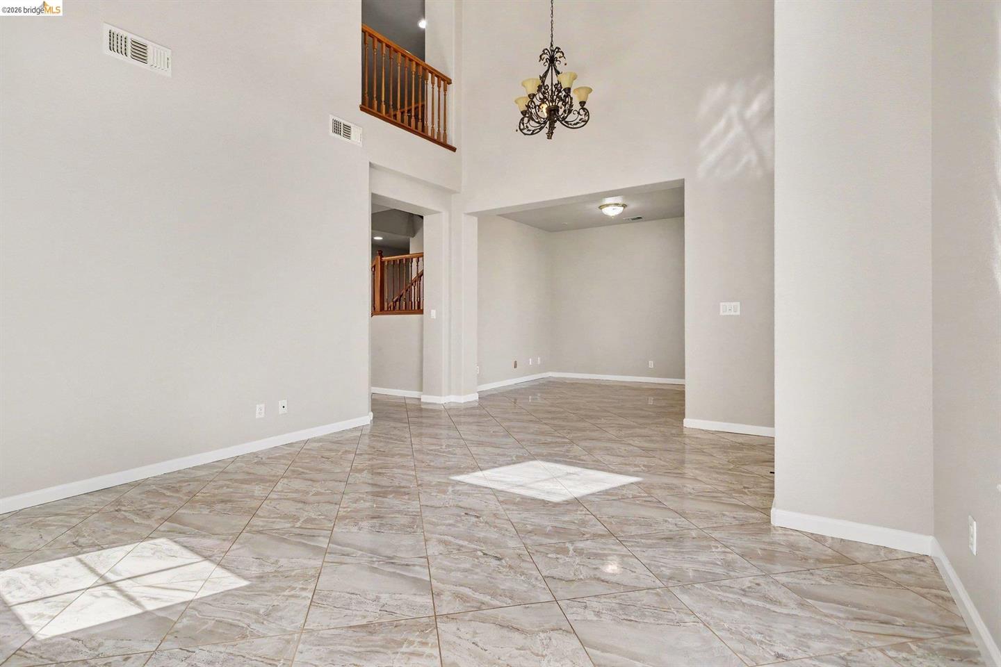 3551 Keystone Loop photo 9