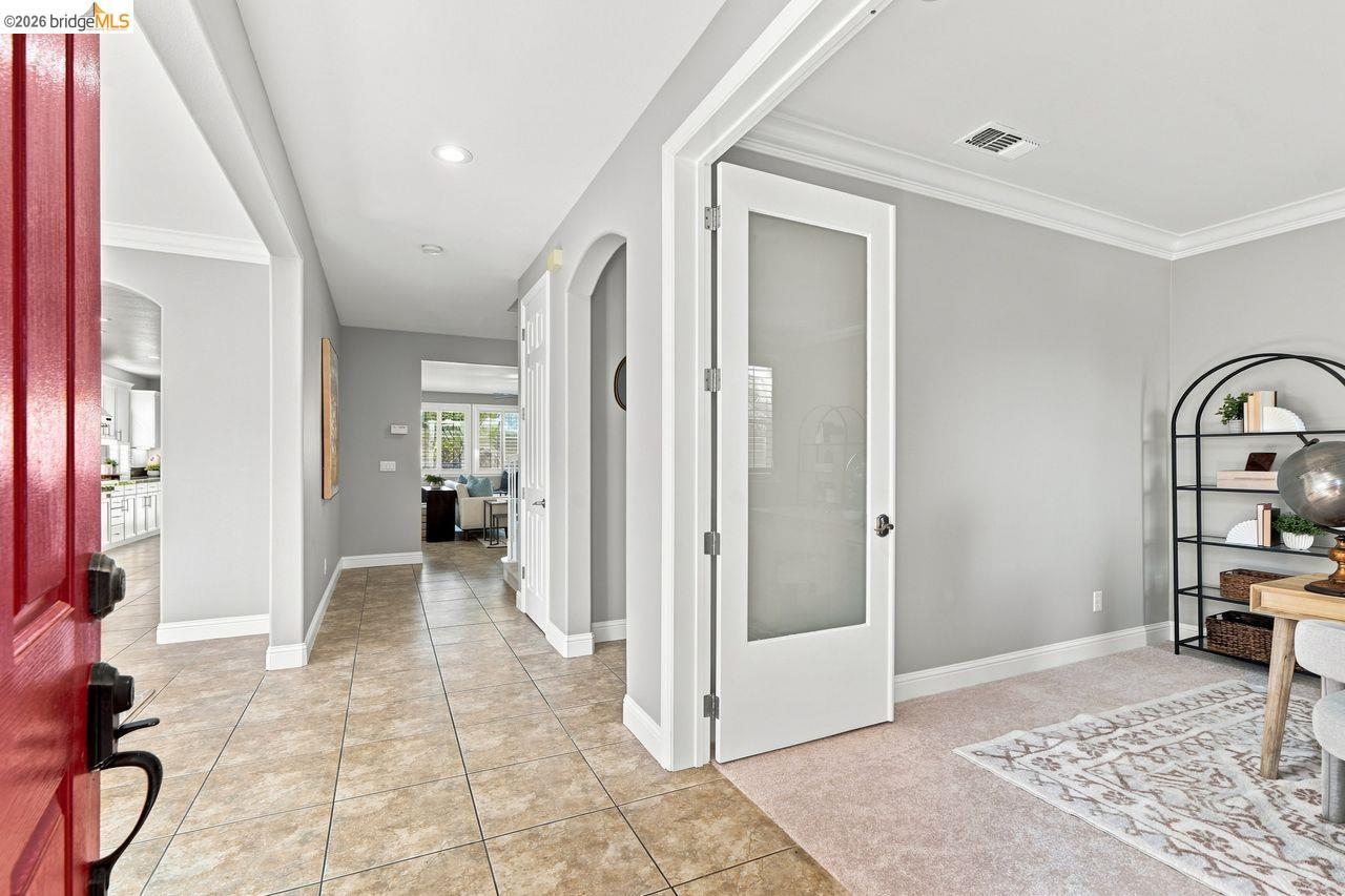 5671 Arcadia Cir photo 3