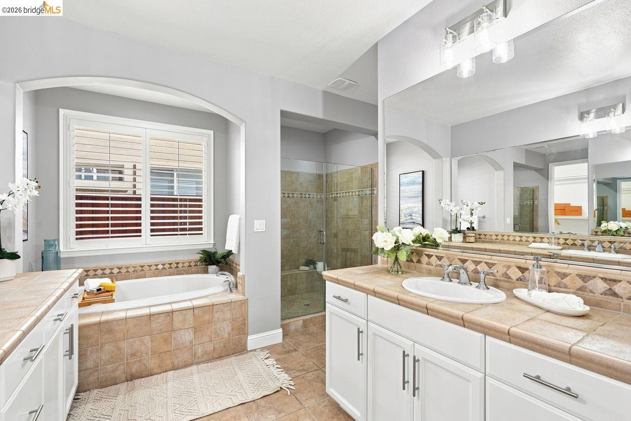5671 Arcadia Cir photo 24