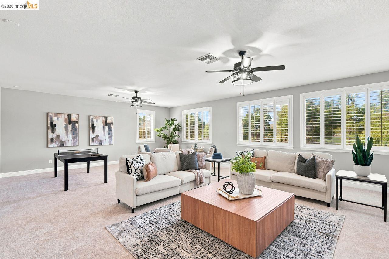 5671 Arcadia Cir photo 32