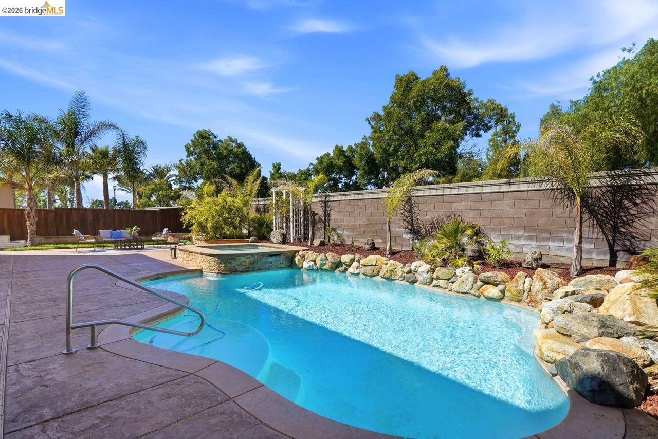 5671 Arcadia Cir photo 68