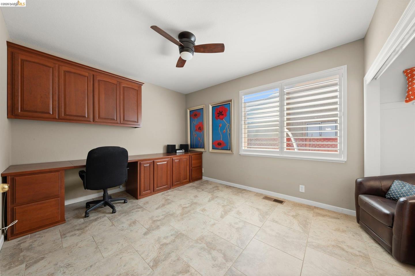 2216 Colonial Ct photo 18