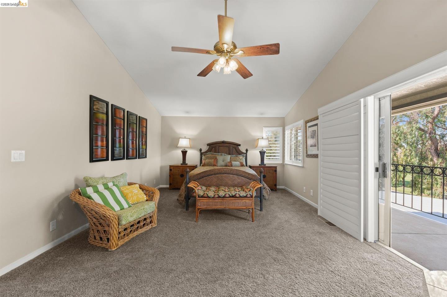 2216 Colonial Ct photo 25
