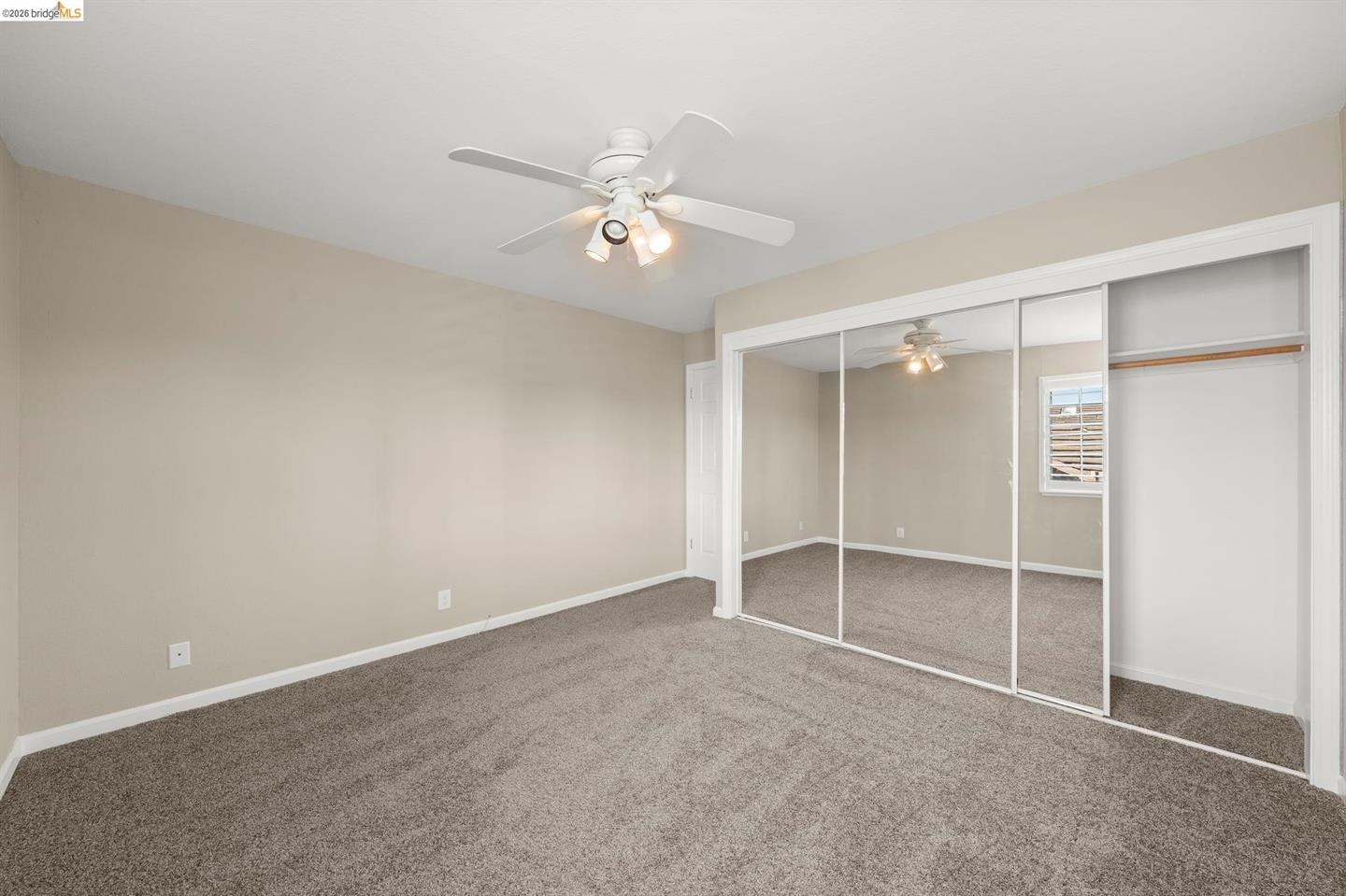2216 Colonial Ct photo 33