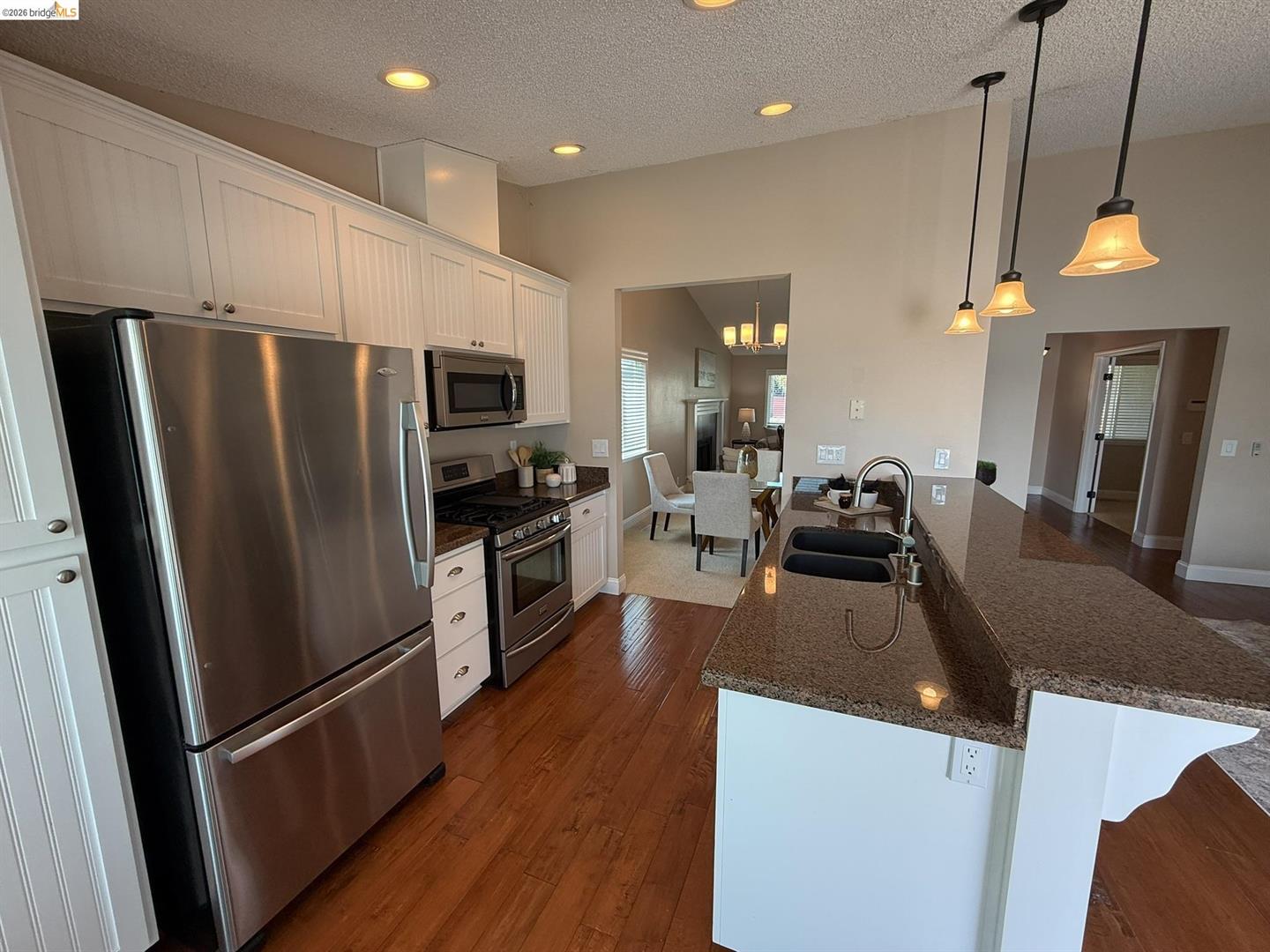 381 Discovery Bay Blvd photo 11