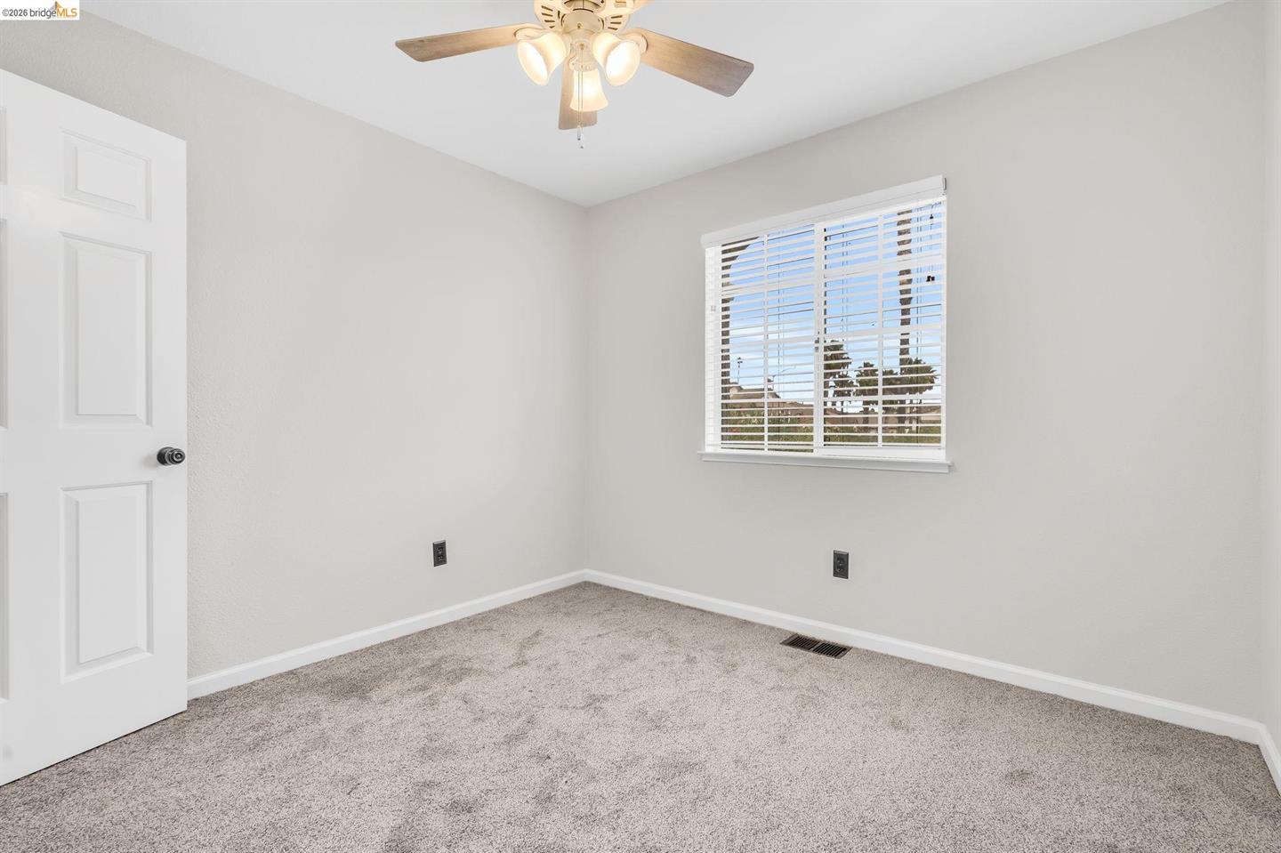 2158 Newport Ct photo 42