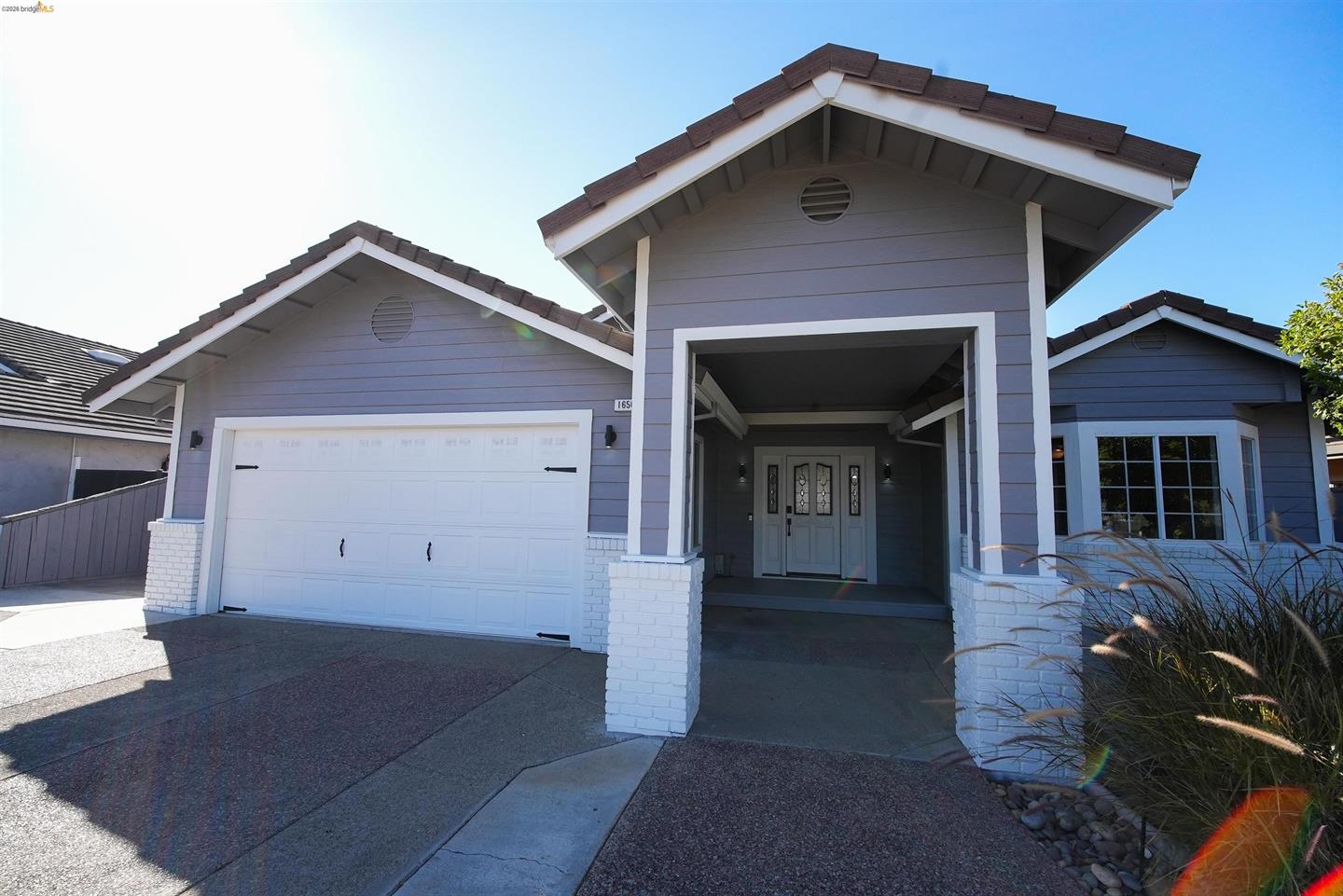 1650 Riverlake Rd photo 2