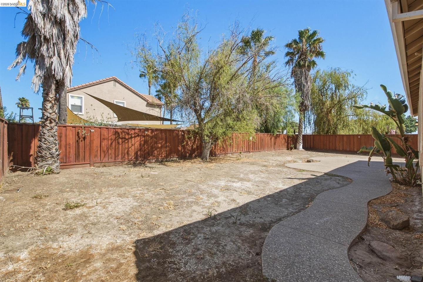 2419 Imperial Court photo 42