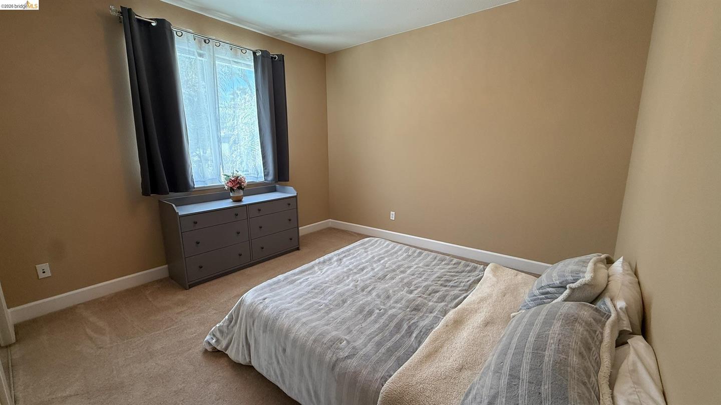 453 Emerson Court photo 30