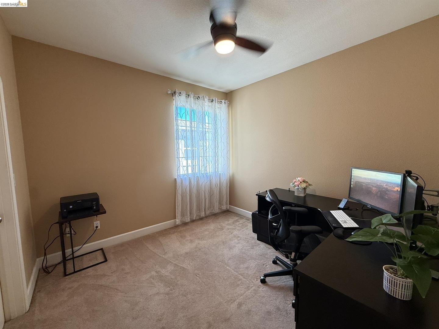 453 Emerson Court photo 32